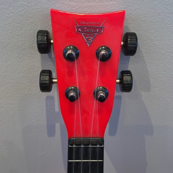 Cars 3 Ukulele - Picture 3 of 6